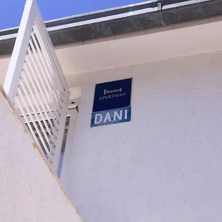 Dani Apartment *